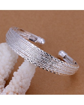 Classic European and American Style Silver - Plated Jacquard Bracelet